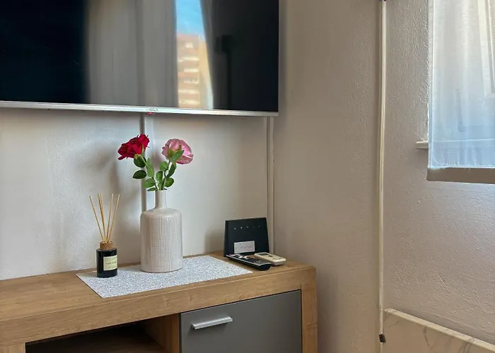 Апартаменти Histria *